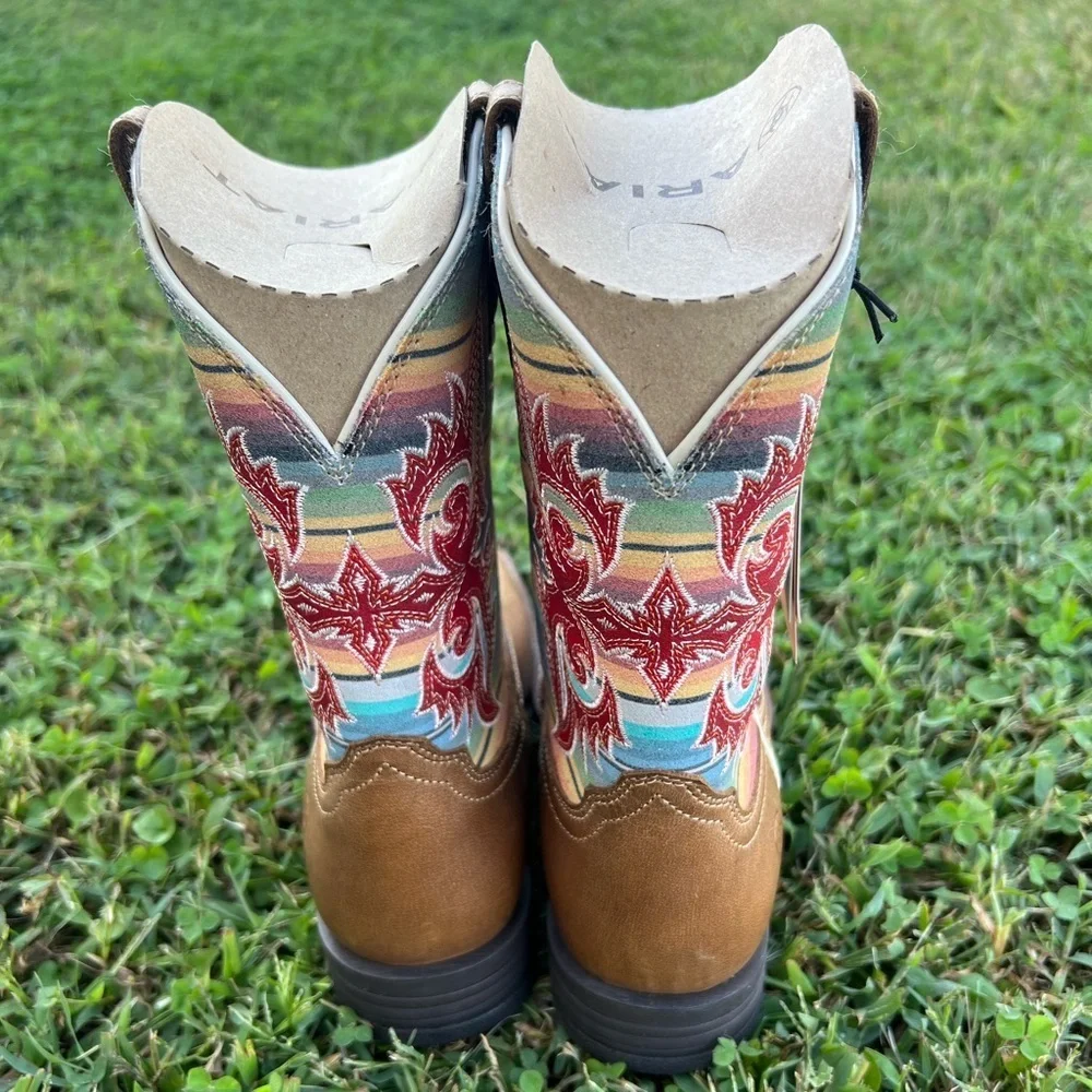 Ariat brand new